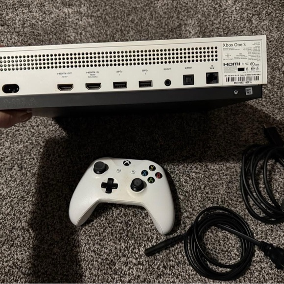 Xbox One S Series Gaming Console with Controller and Cables - Picture 2 of 3